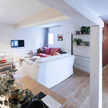 Apartman Sweet Centre Historique 65 M2